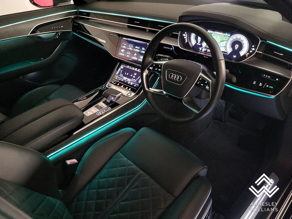 2024 Audi A8 - image 25