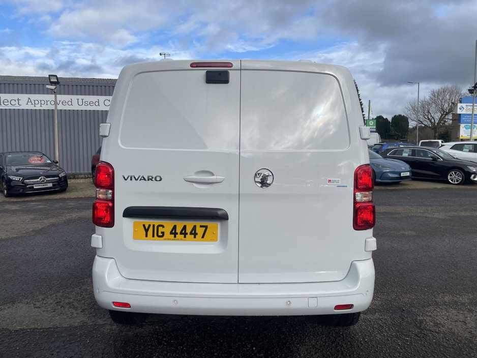 2025 Opel Vivaro - image 6