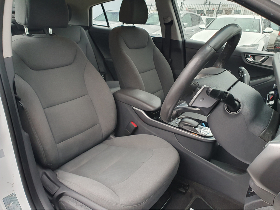 2022 Hyundai Ioniq PREMIUM AUTOMATIC FULLY ELECTRIC NCT 02/28 FINANCE AVAILABLE @ €55 PER WEEK HEATED SEATS/ SAT NAV/ TOUCH SCREEN MEDIA/ BLUETOOTH/ USB/ REVERSE CAMERA/ HISTORY CHECKED €13,950