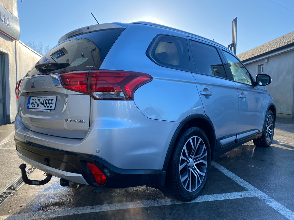 2016 Mitsubishi Outlander 2.2 DI-D 150PS 6MT 4WD 7-Seater Instyle €11,950