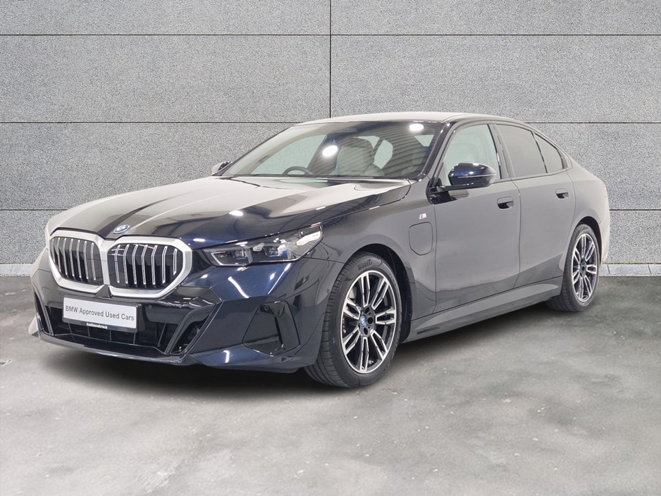 2024 BMW 5 Series - image 26