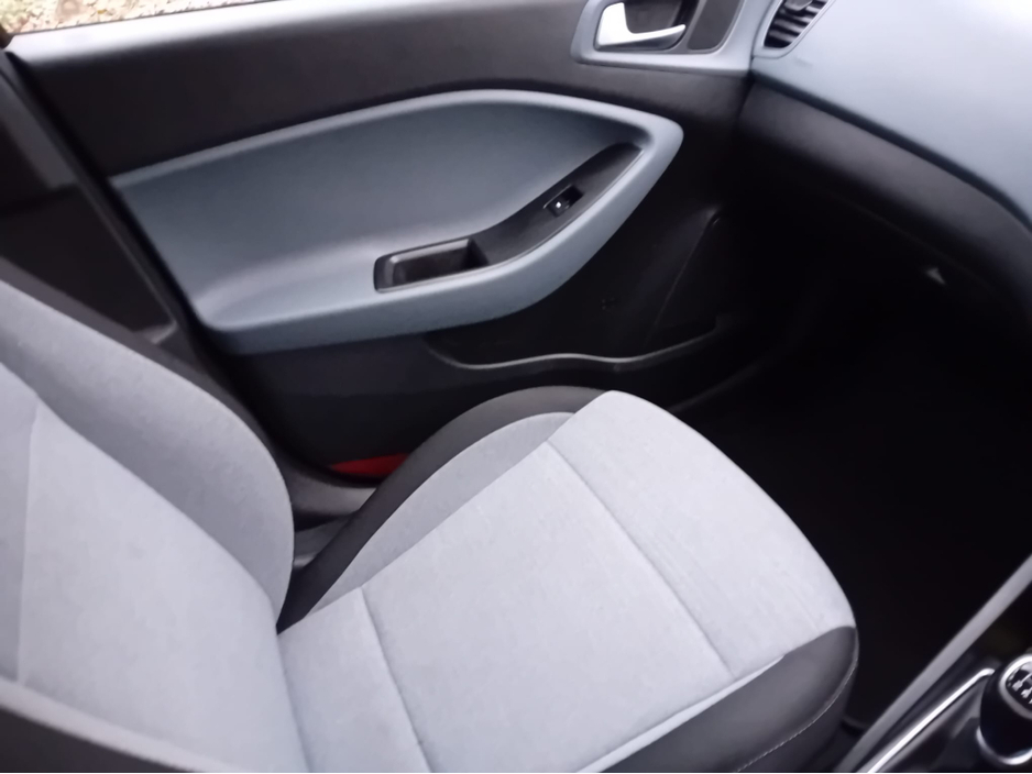 2016 Hyundai i20 1.2i DELUXE 1 OWNER ONLY 93 KLMS @ REDDY2DRIVE LTD €10,995