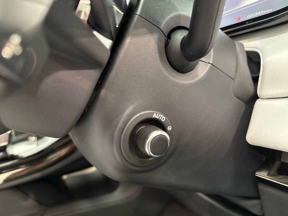 2026 Land Rover Range Rover Sport - image 25