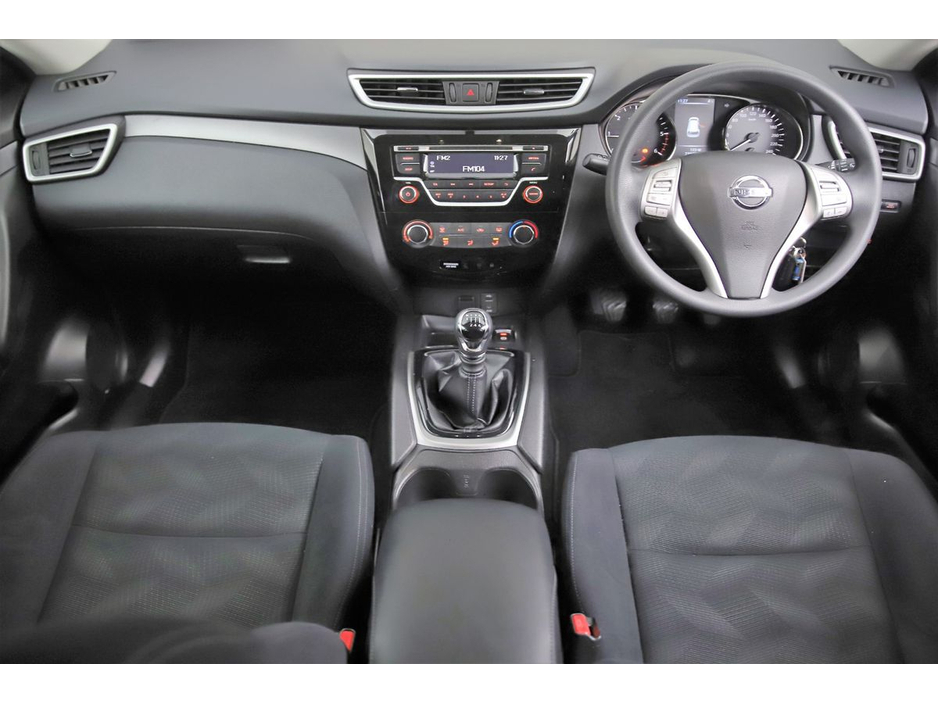 2017 Nissan X-Trail 1.6D XE 6SPD 5SEATS €16,890