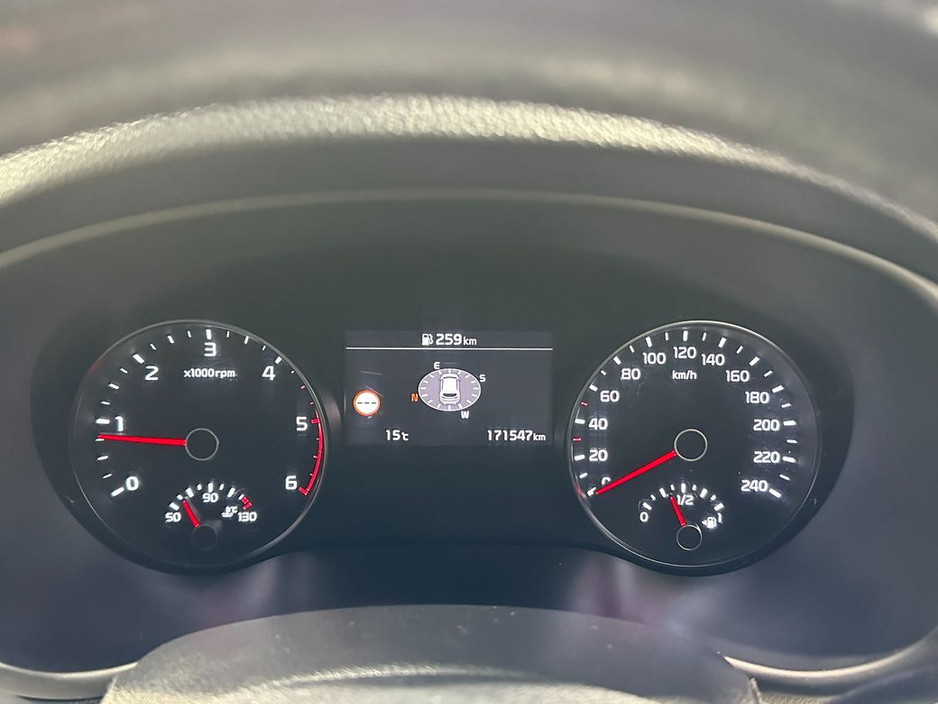 2019 Kia Sportage - image 12