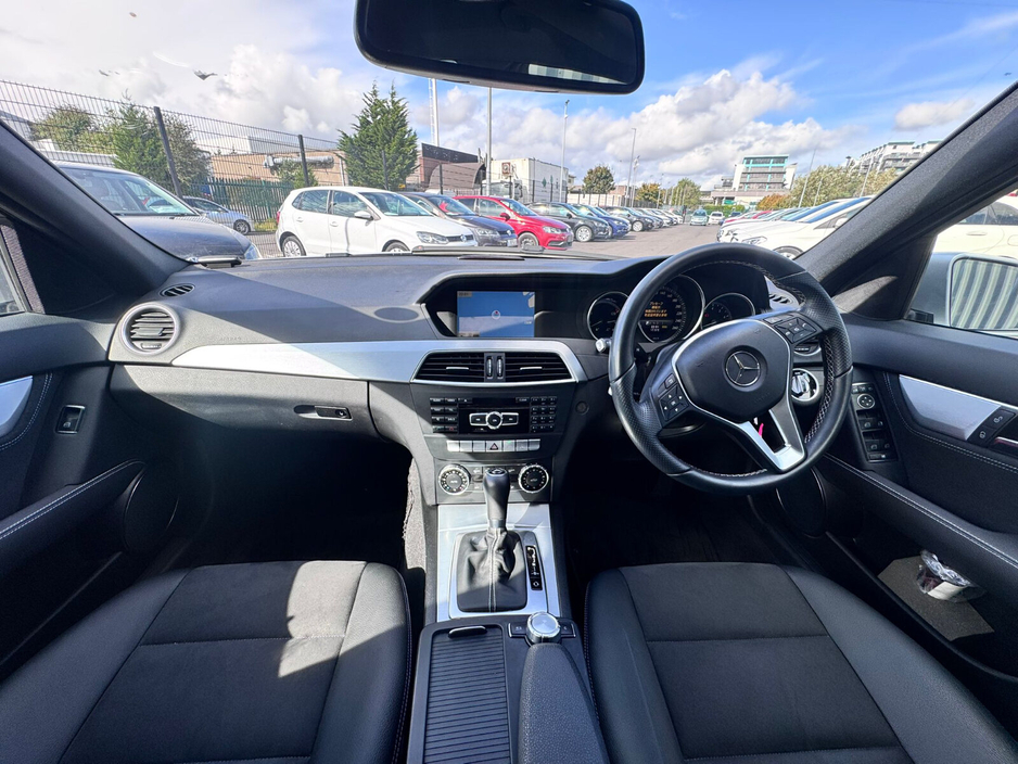 2014 Mercedes-Benz 220  €16,499