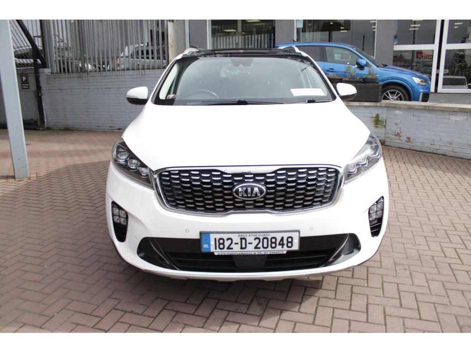 2018 Kia Sorento - image 9