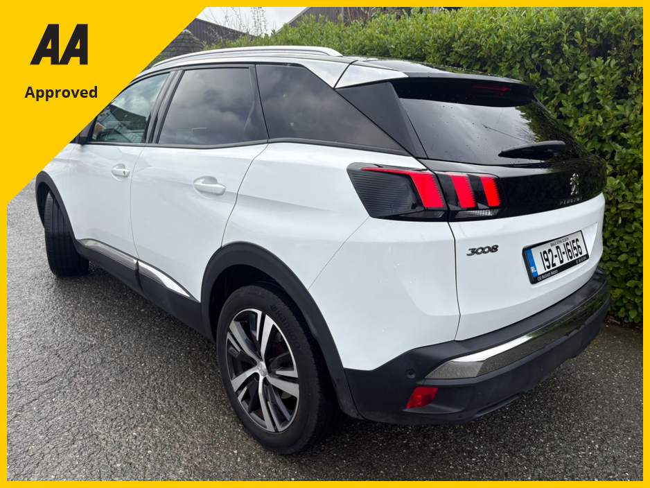 2019 Peugeot 3008 - image 7