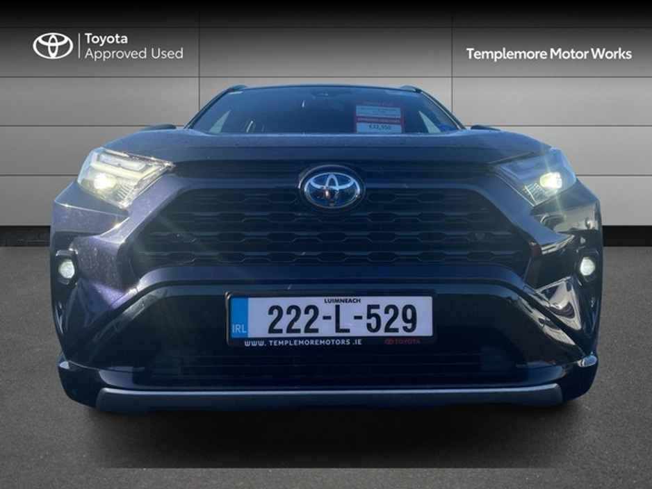 2022 Toyota Rav4 - image 5