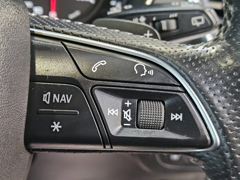 2020 Audi Q5 - image 14