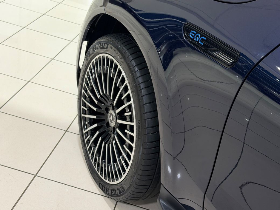 2023 Mercedes-Benz EQC 400 4MATIC AMG LINE PREMIUM=SUNROOF//ONLY 9000 MILES//AS NEW=JUST SERVICED=TAILORED FINANCE PACKAGES AVAILABLE=TRADE IN'S WELCOME €42,995