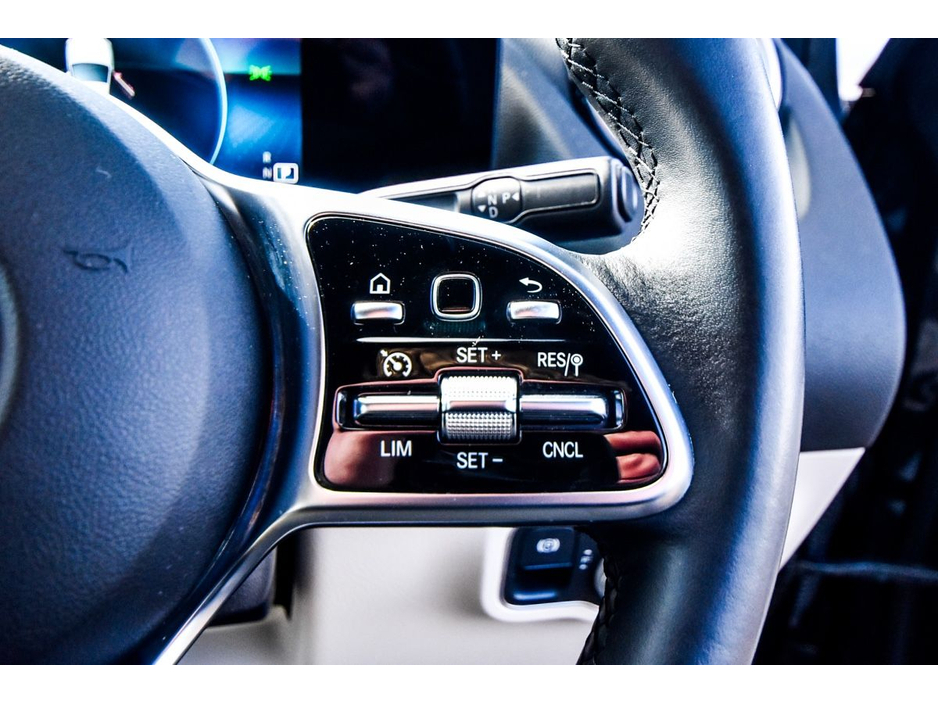 2023 Mercedes-Benz GLA Class - image 23