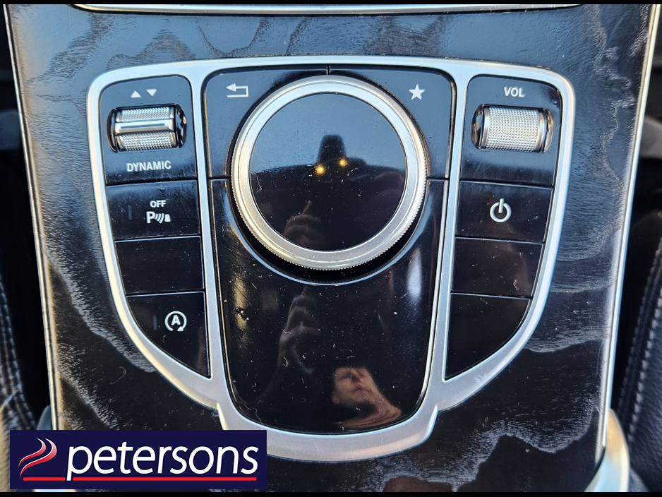 2019 Mercedes-Benz C Class - image 24