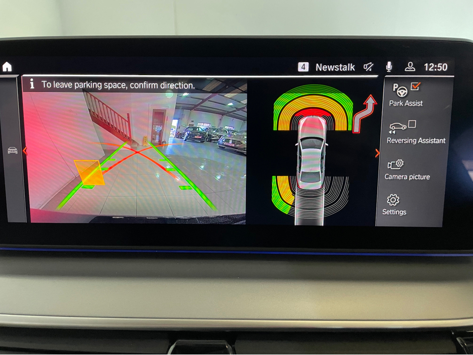 2021 BMW 5 Series - image 17