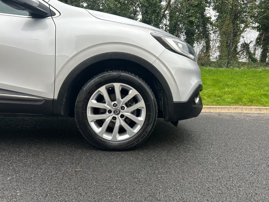 2018 Renault Kadjar - image 4