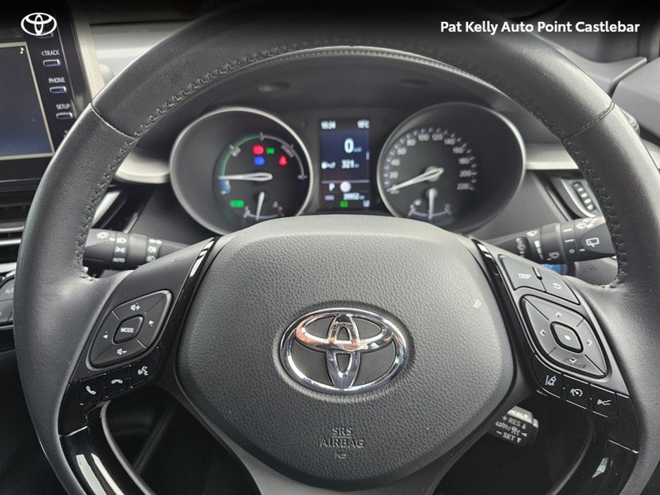 2023 Toyota C-HR C-HR HYBRID LUNA €29,900