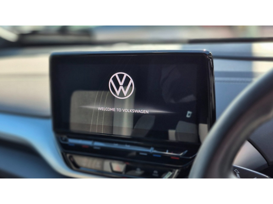 2023 Volkswagen ID.4 - image 23