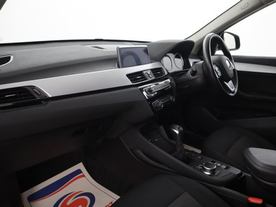 2019 BMW X1 - image 15