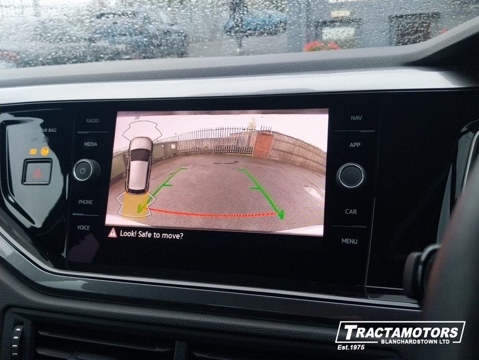 2024 Volkswagen Polo - image 17