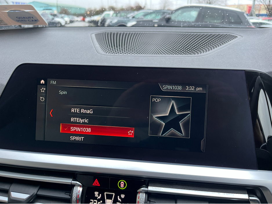 2019 BMW 3 Series 320D SPORT AUTOMATIC 2.0 DIESEL //REVERSE CAMERA//FULL LEATHER HEATED SEATS//CARPLAY// €26,950