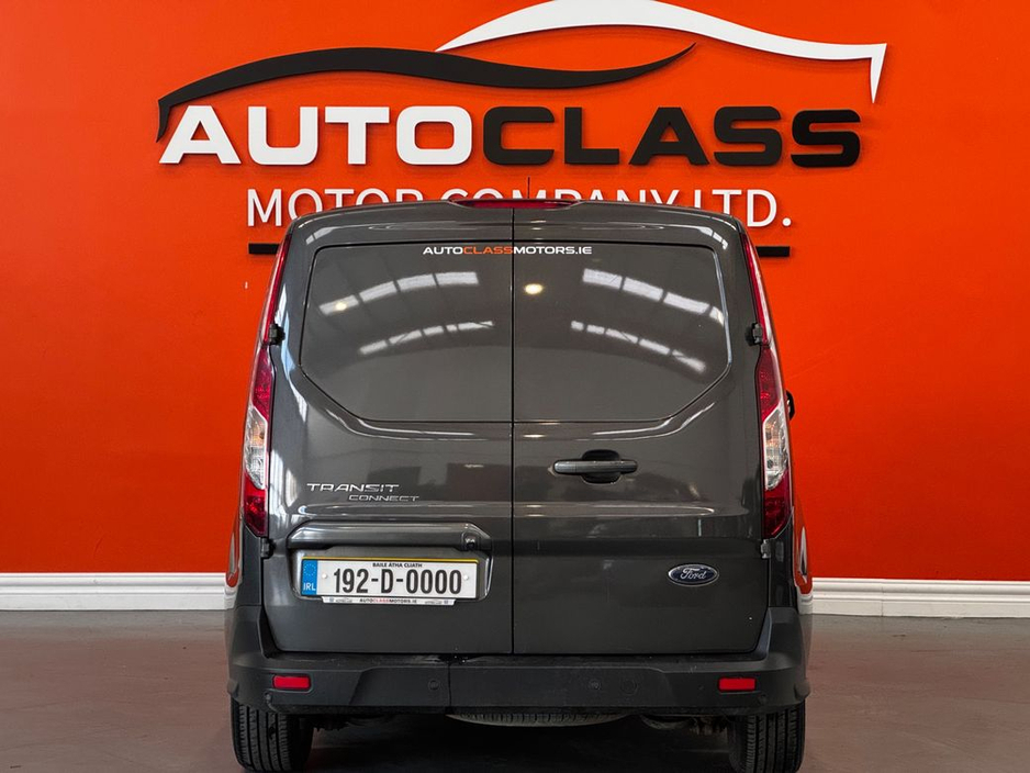 2019 Ford Transit Connect - image 9