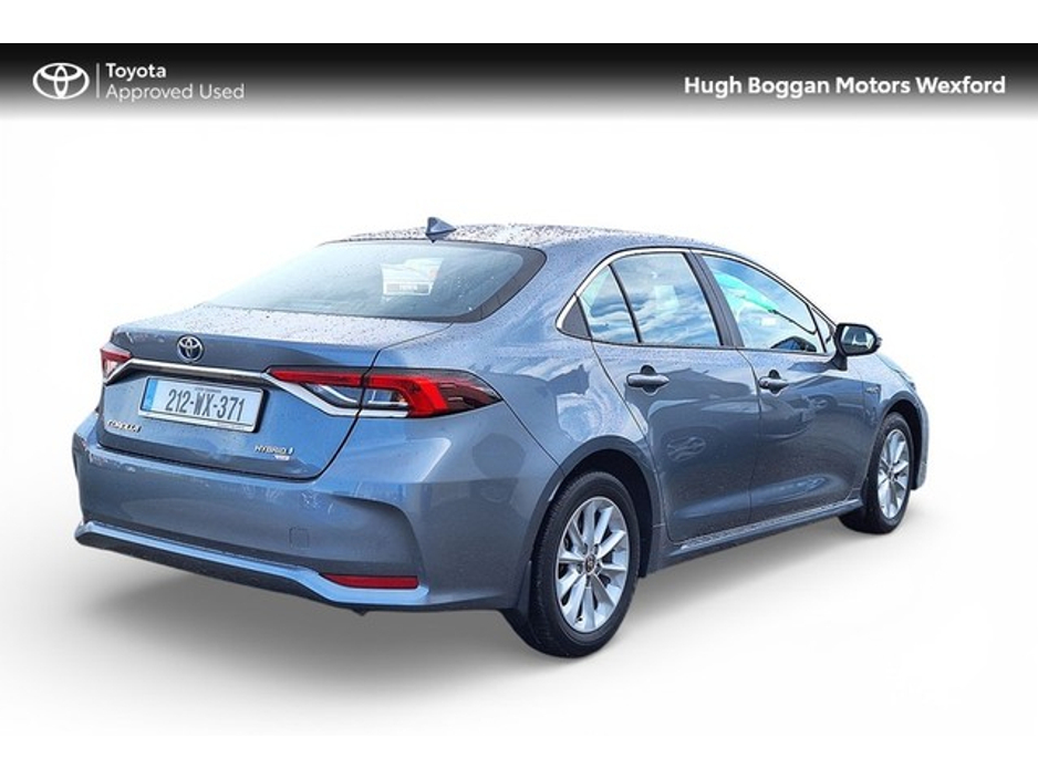 2021 Toyota Corolla HYBRID, REALLY LOW MILEAGE! €22,995