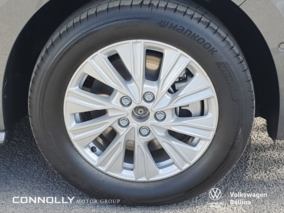 2026 Volkswagen Multivan T.7 Multivan Life €74,995