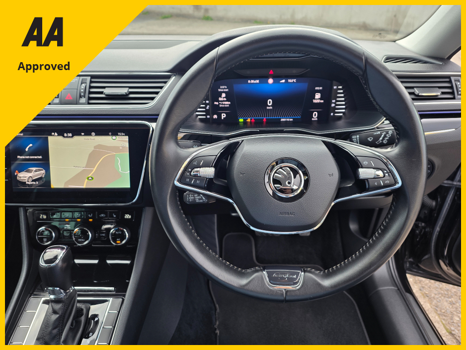 2022 Skoda Superb - image 22