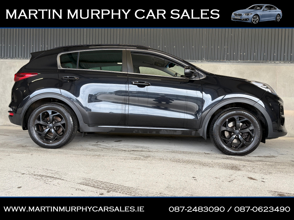 2021 Kia Sportage - image 2