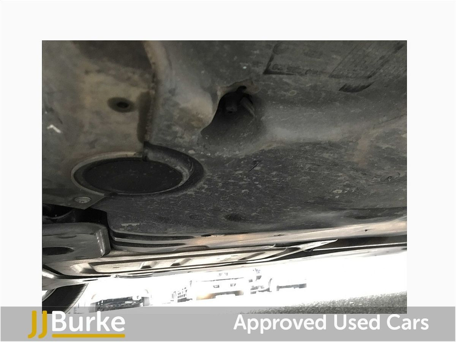 2018 Volkswagen Polo - image 25