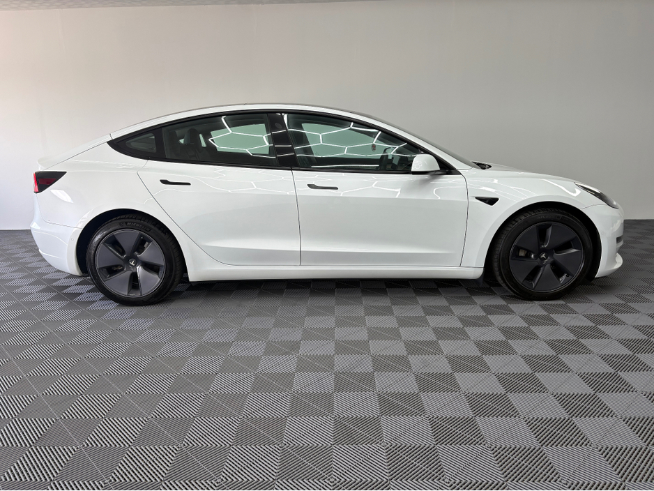 2022 Tesla Model 3 - image 20