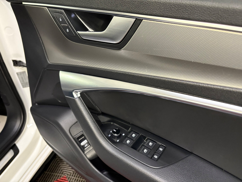 2020 Audi A6 - image 11