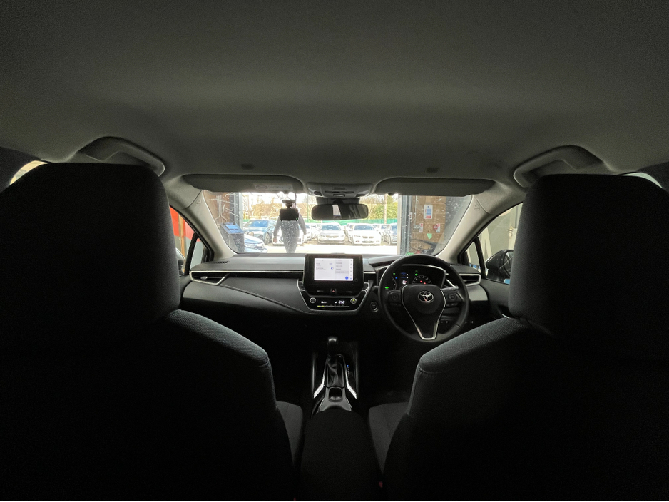 2024 Toyota Corolla - image 12