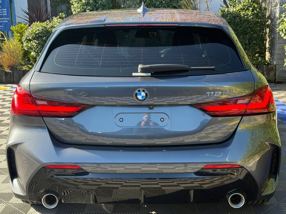 2020 BMW 1 Series - image 17