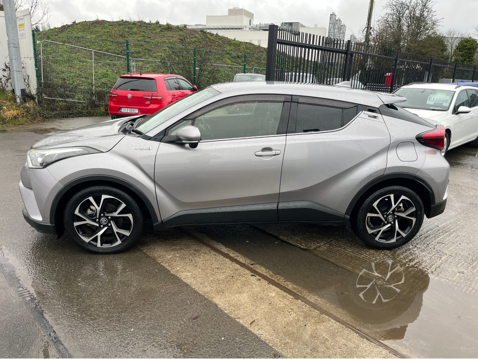 2019 Toyota C-HR 1.8 HYBRID AUTO LOW KM HIGH SPEC €20,950