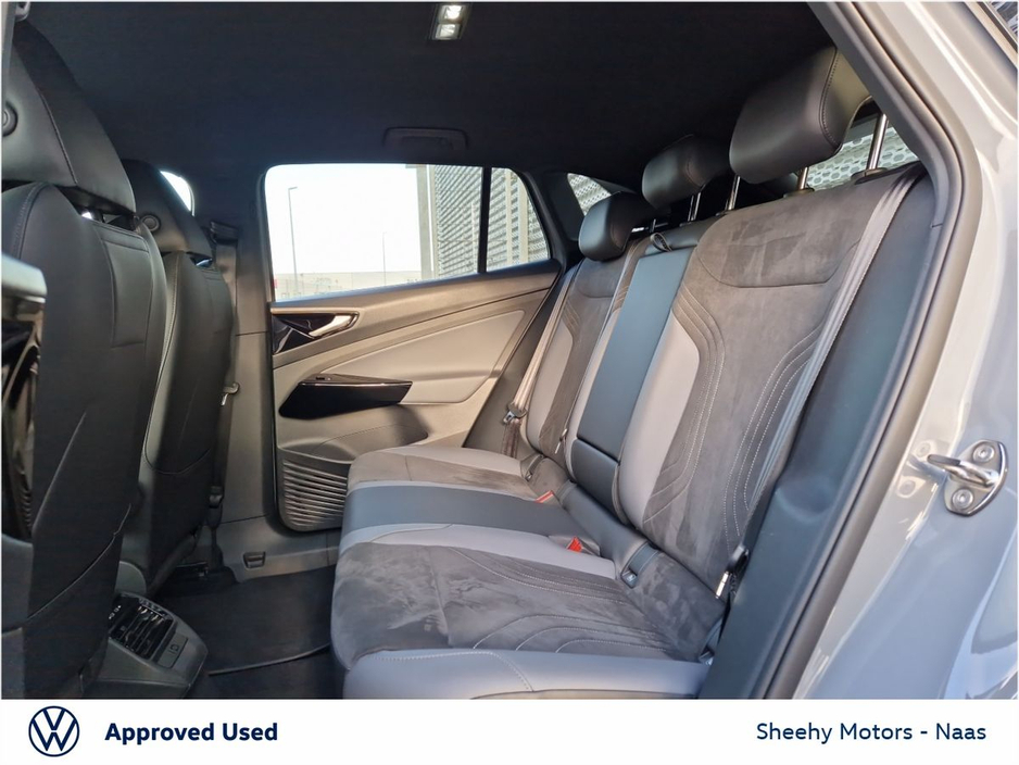 2023 Volkswagen ID.4 Life Dx 77kWh €32,995