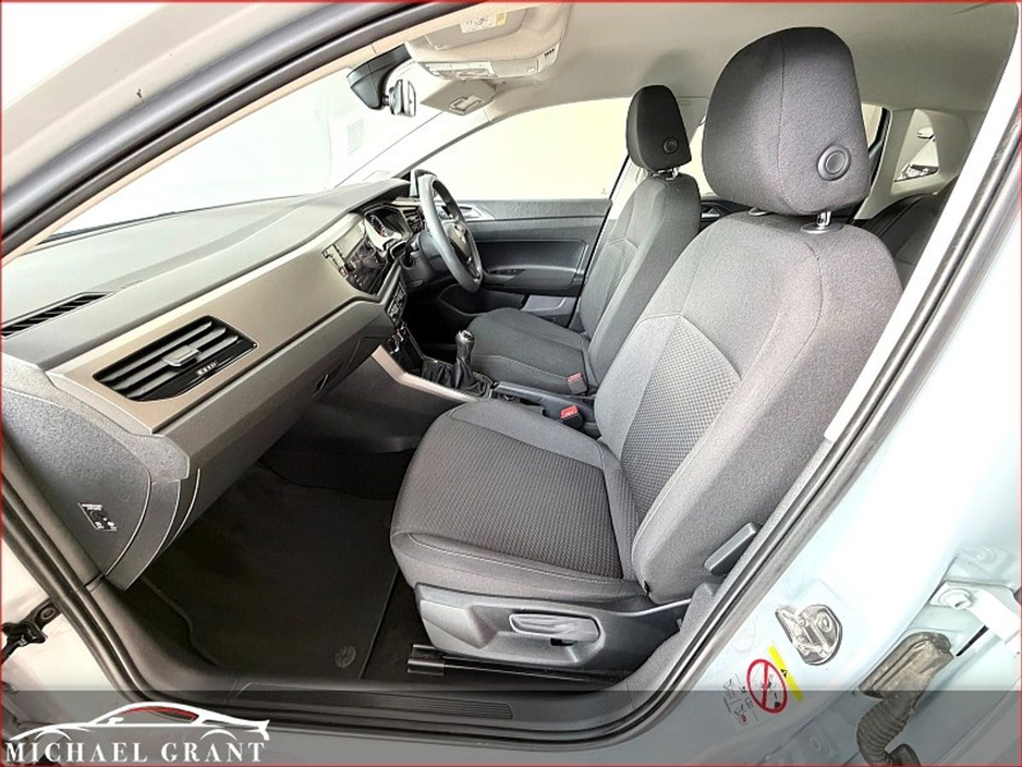 2018 Volkswagen Polo - image 15