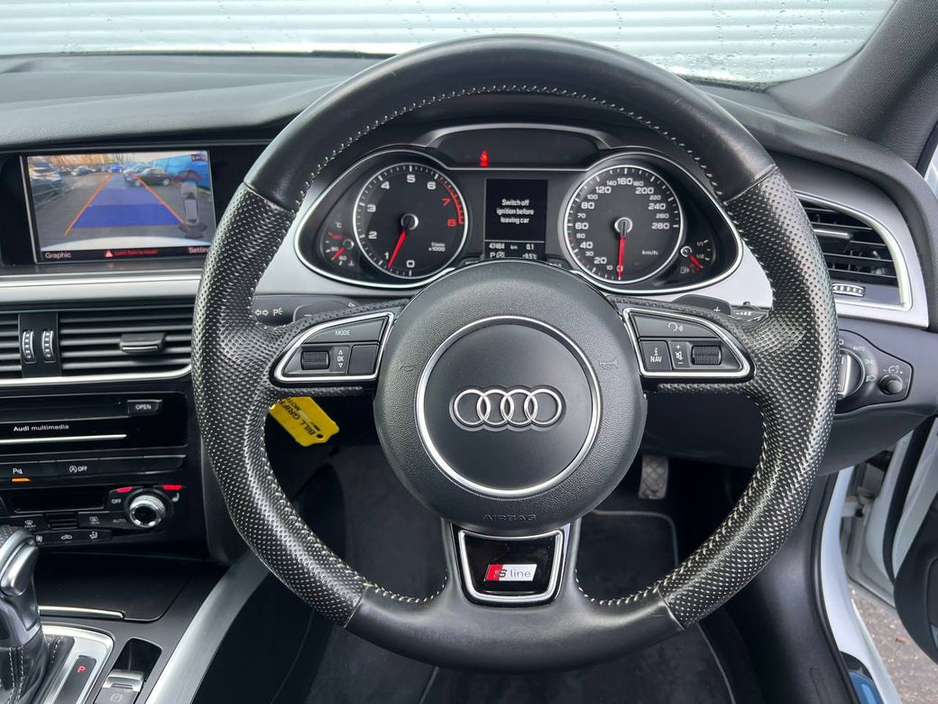 2015 Audi A4 - image 4