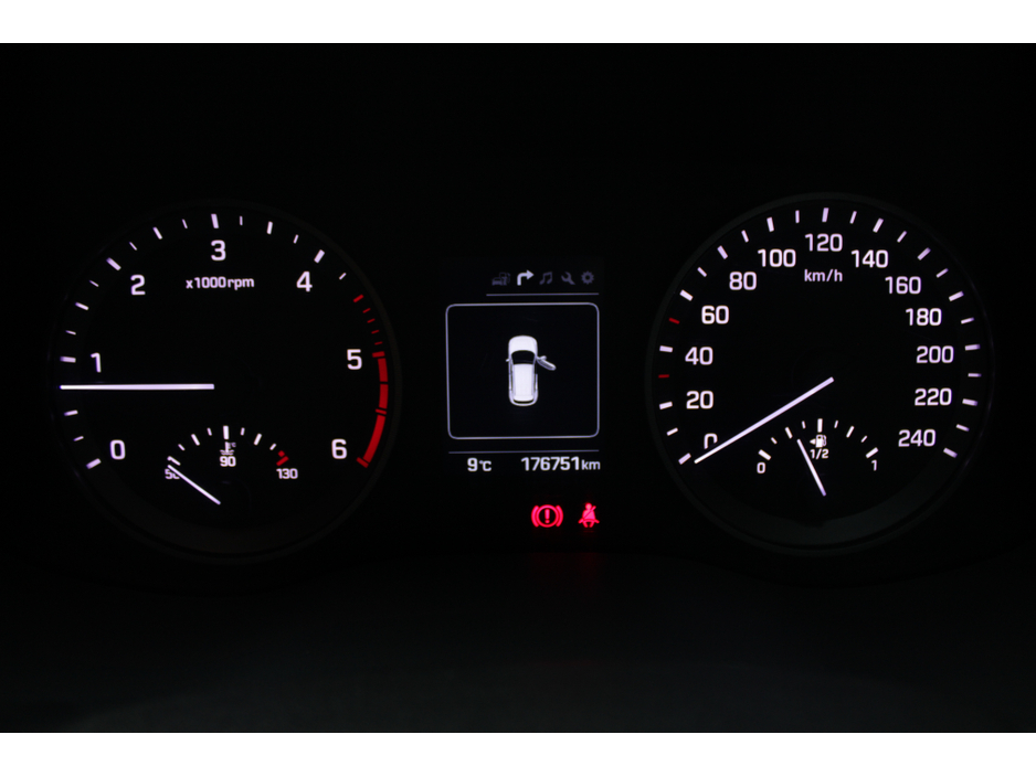 2017 Hyundai Tucson 1.7CRDI EXECUTIVE PLUS //WHITE WITH BLACK LEATHER //IMMACULATE CONDITION  // BUY WITH CONFIDENC AA AND SIMI APPROVED DEALER 2025 // FINANCE ARRANGED // ALL TRADE INS WELCOME // €13,950