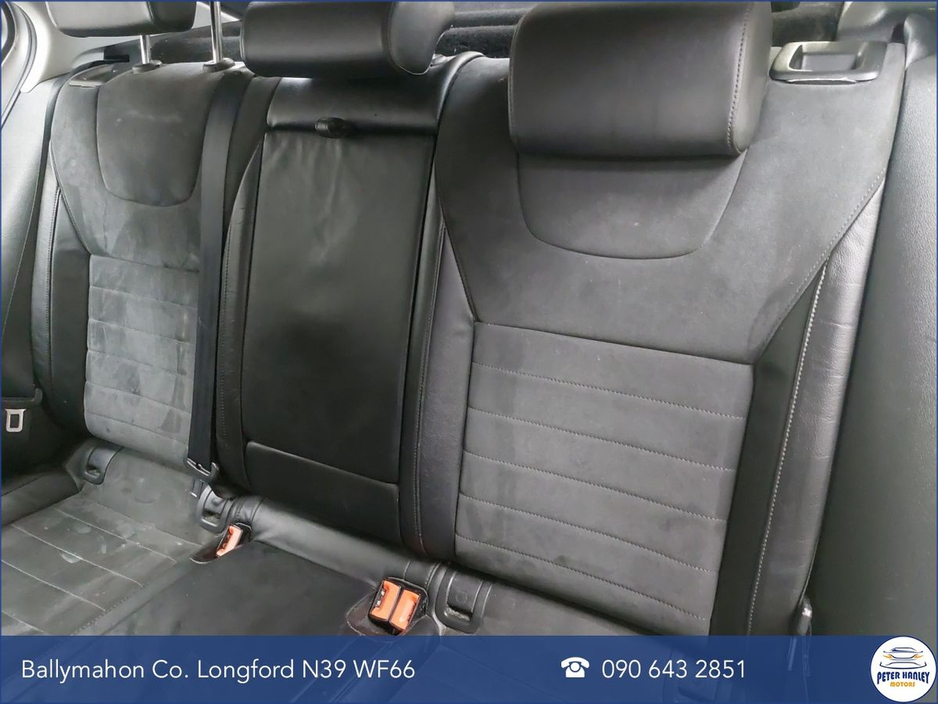 2014 Skoda Octavia - image 21