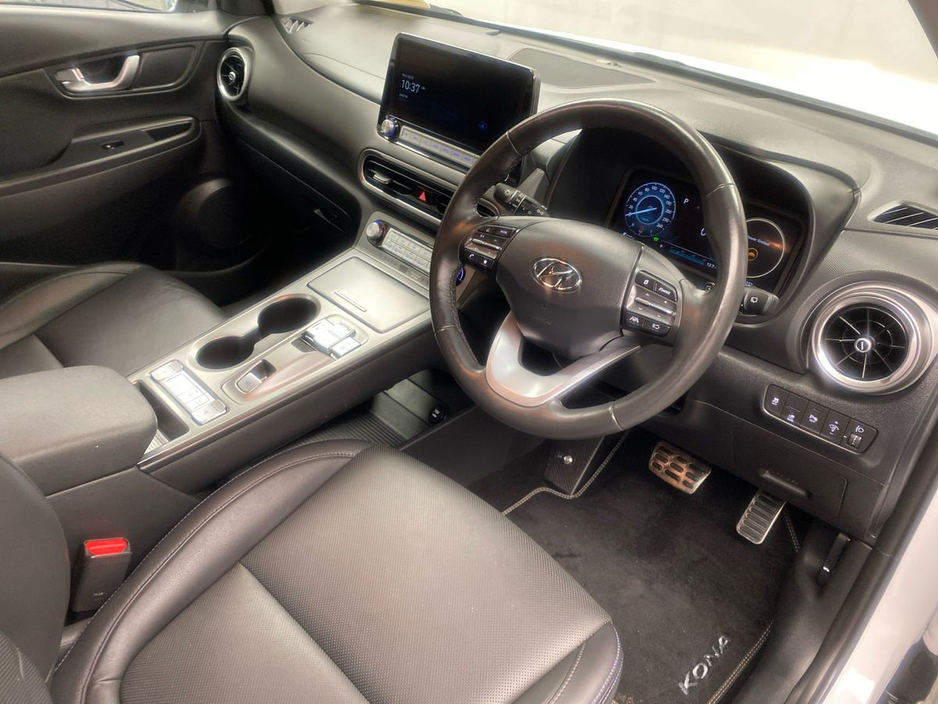 2023 Hyundai Kona - image 6