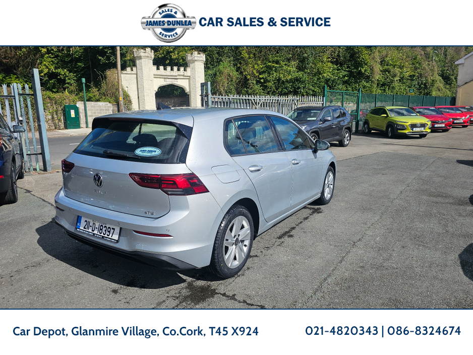 2021 Volkswagen Golf - image 6