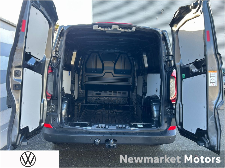 2026 Volkswagen Transporter - image 11