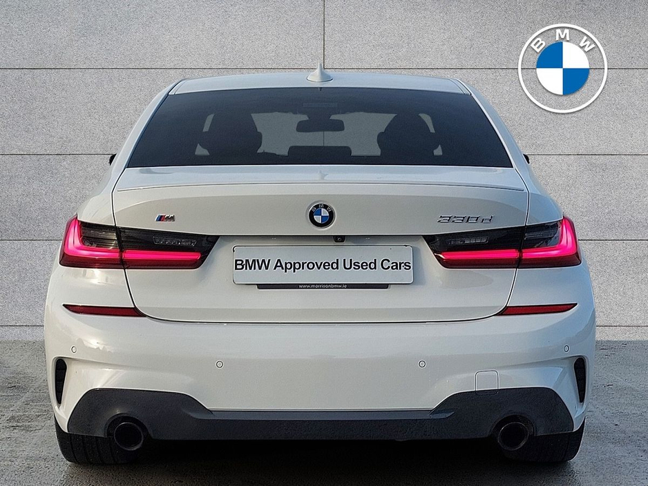 2022 BMW 3 Series 330d M Sport Saloon €49,995