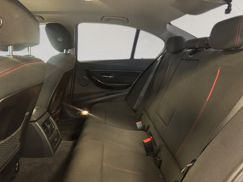 2015 BMW 3 Series 320d Sport Auto €15,850