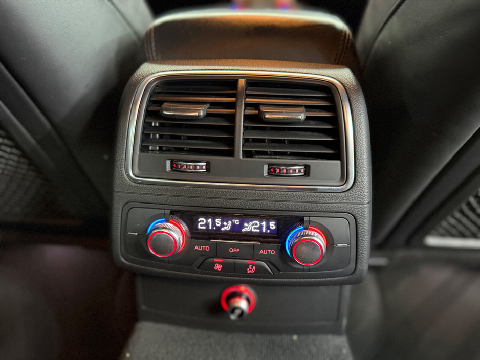 2015 Audi A7 - image 25