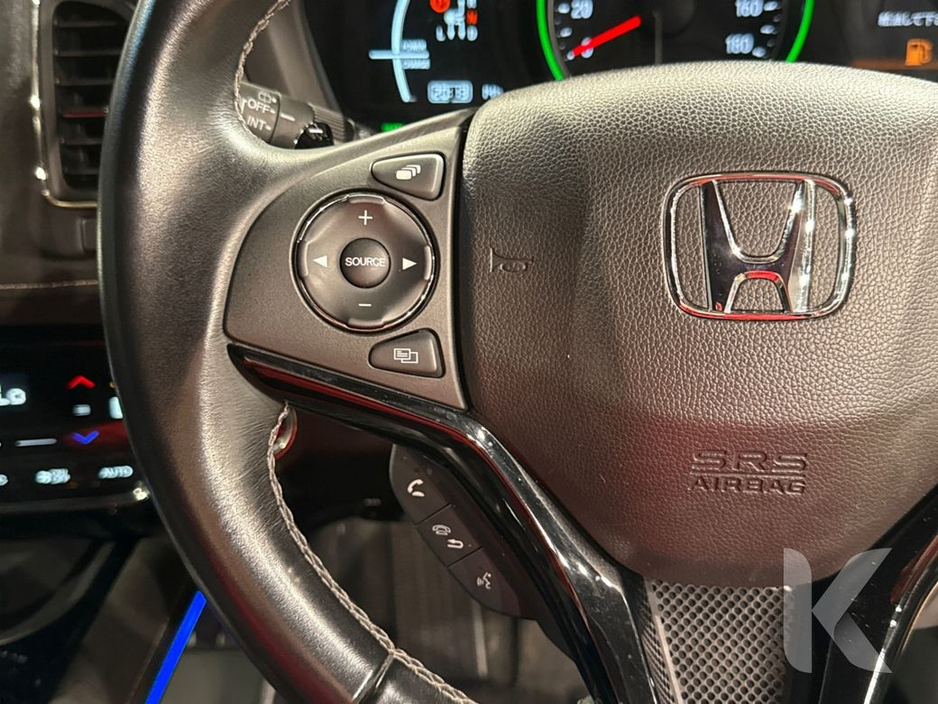 2017 Honda Vezel - image 18