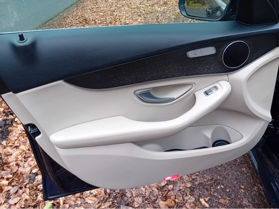 2019 Mercedes-Benz C Class - image 16