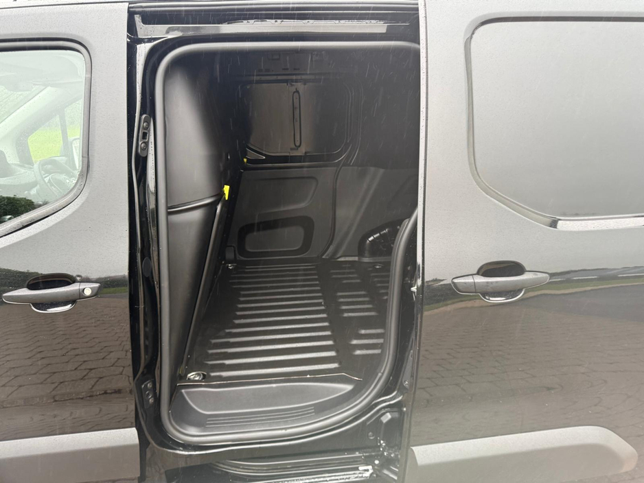 2022 Peugeot Partner PROFESSIONAL PLUS NO VAT! €18,750