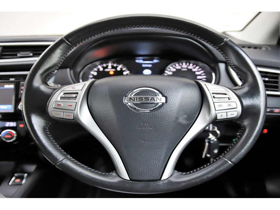 2016 Nissan Qashqai - image 17